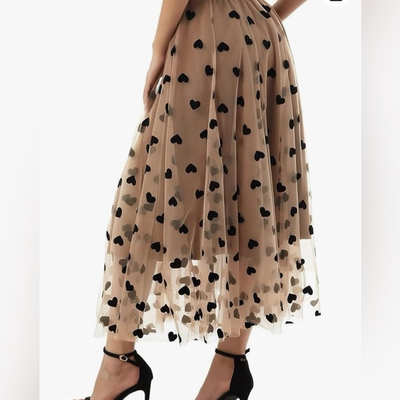 ❤️ Valentine Cute Heart Skirt 😍 - Picture 8 of 14